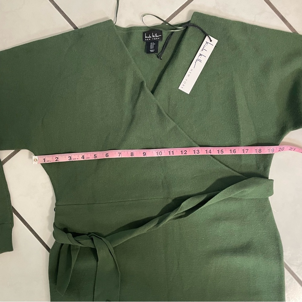 Nicole Miller Green V-Neck Sweater knit belted faux wrap - Picture 5 of 10